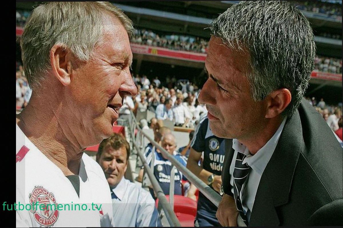 Mourinho revela que aceptó ser el sucesor de Ferguson en el Manchester United