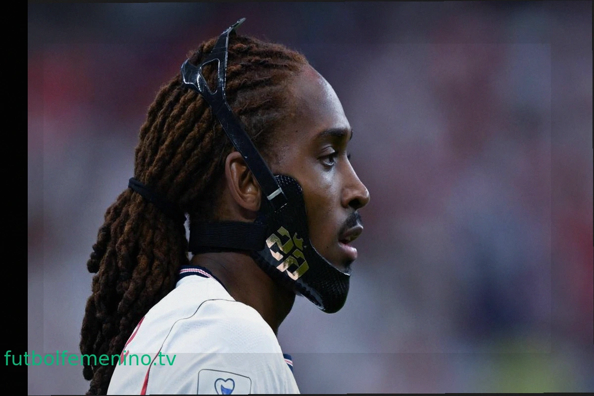 Inter atento a Spence si cambian las condiciones de salida