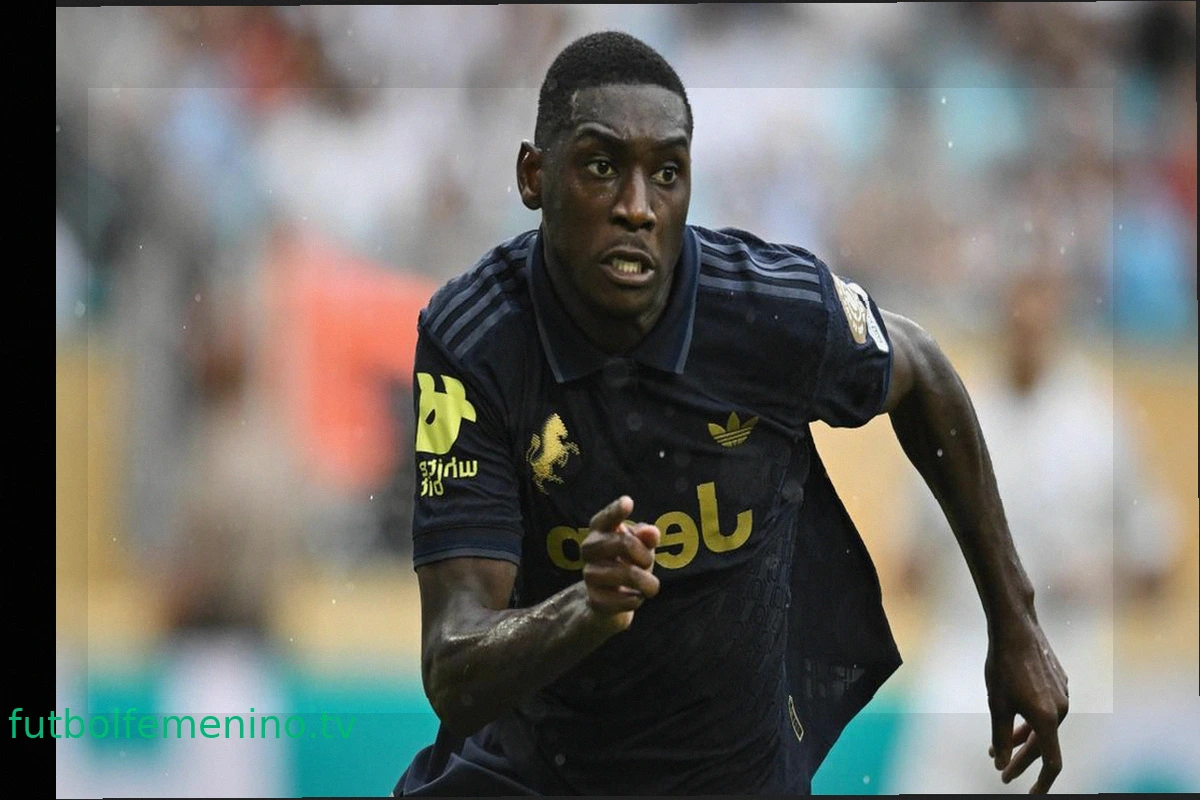 Juventus chiude per Kolo Muani: ufficiale il colpo dal PSG