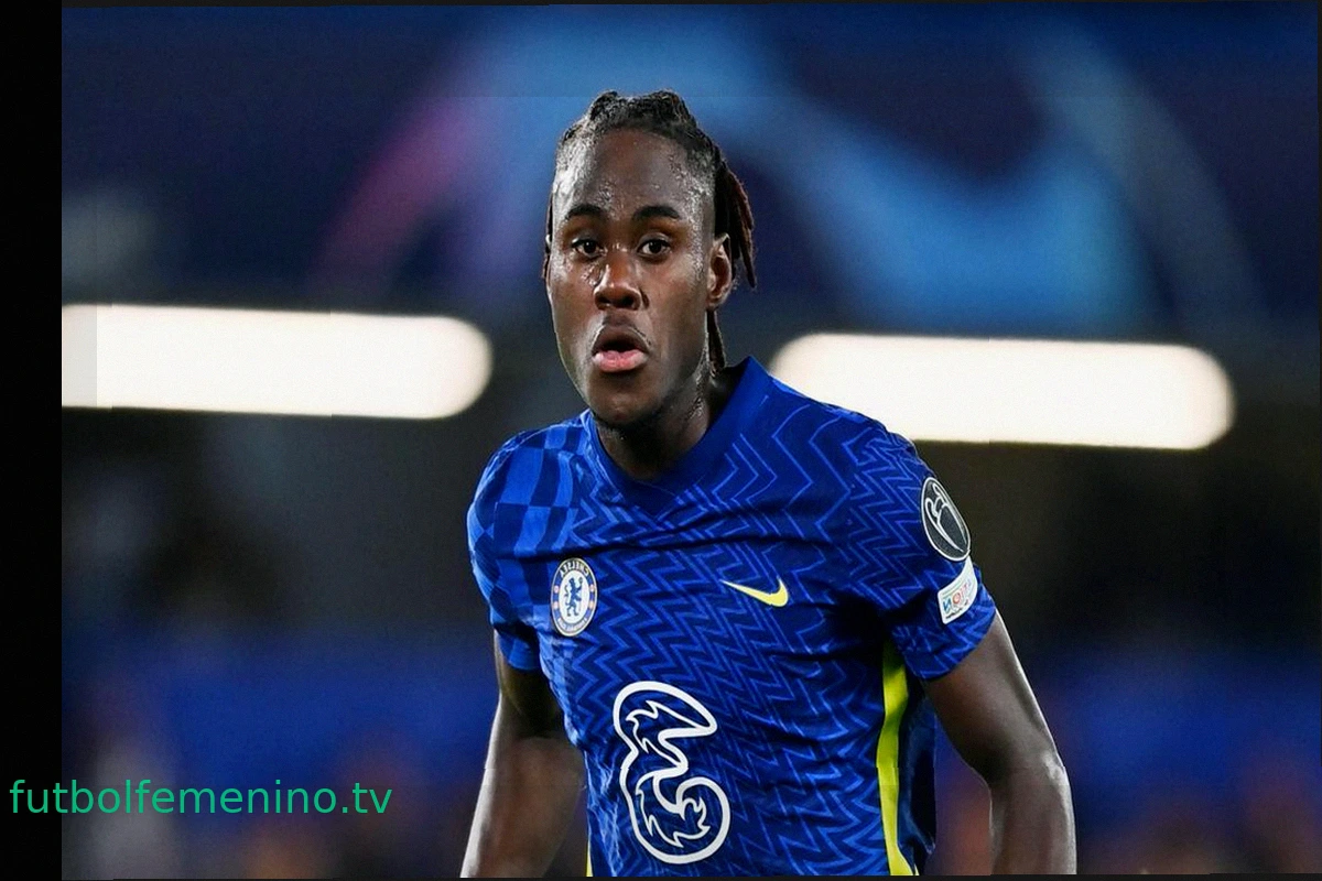 Inter, ora caccia al difensore: c'è Chalobah ma non solo...