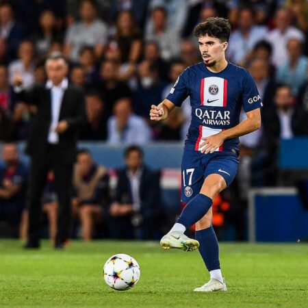 Vitinha anota un impresionante gol de tiro libre tras anuncio de extensión con PSG