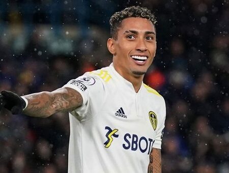 Experto recomienda al Leeds United evitar fichaje costoso