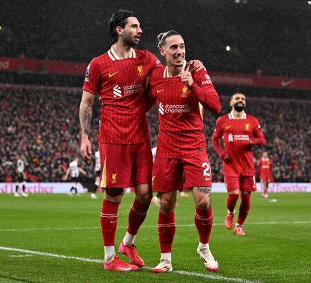 Predicción de Superordenador: Liverpool y su Total de Puntos Final en la Premier League
