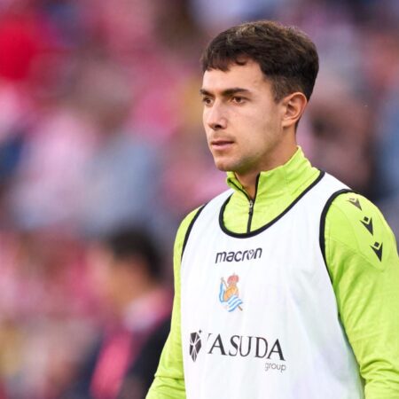Manchester United busca fichar a Zubimendi, jugador clave de la Real Sociedad
