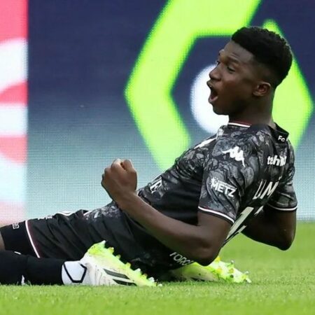 Interés de la Premier League en Lamine Camara
