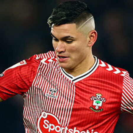 Charly Alcaraz: De Southampton al Éxito en Everton