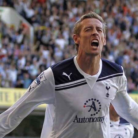 Peter Crouch Apoya Viajes Gratuitos para Fans que Van al Partido Chelsea vs Spurs de la Premier League