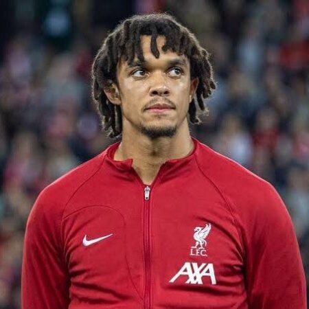 Liverpool Podría Ganar Millones Gracias a un Cambio en las Reglas de Traspasos por Alexander-Arnold