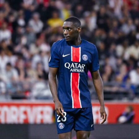 Interés de Arsenal y Chelsea en el Delantero Randal Kolo Muani