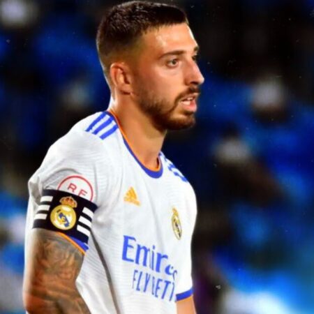 Interés de Clubes de la Premier League en Mario Gila de la Lazio