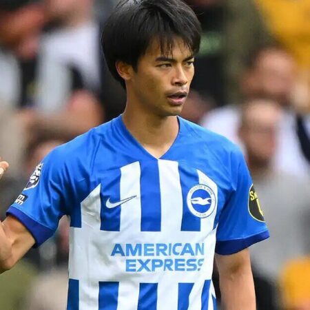 Liverpool Considera Fichar a Kaoru Mitoma