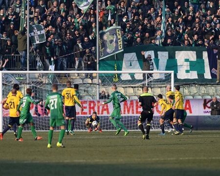 Avellino busca igualar el récord de Bucaro tras el ascenso a la Serie B