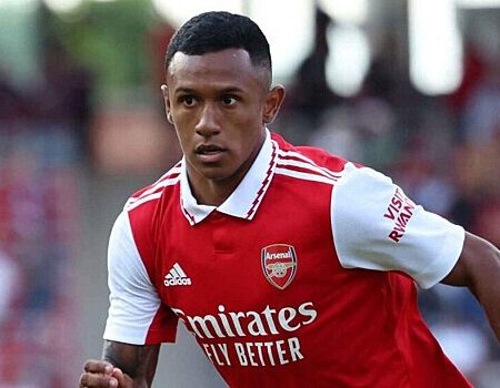 Marquinhos se preocupa por el balón parado del Arsenal antes de la semifinal