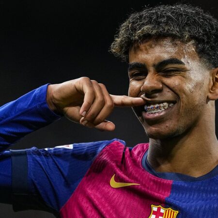 Lamine Yamal impulsa la confianza del Barça. La reflexión de Flick: “El desafío de la mejor defensa de Europa”