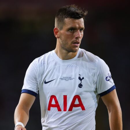 Postecoglou: «Muy duro» con los jugadores y la prioridad europea del Tottenham