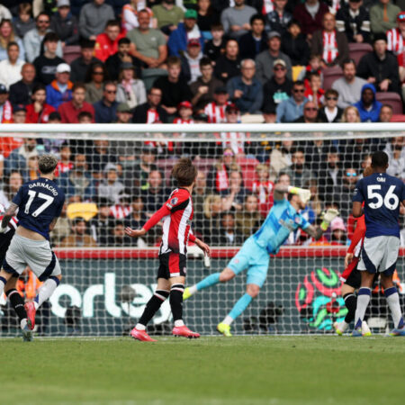 Brentford 4-3 Man Utd: El Caos Continúa para los ‘Red Devils’
