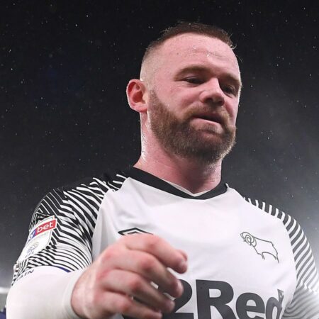 Wayne Rooney elogia a Sommer: “No suelo alabar a los porteros, pero ¡qué paradas!”