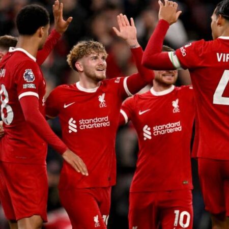Liverpool y Man Utd Compiten por Joven Extremo del Brighton