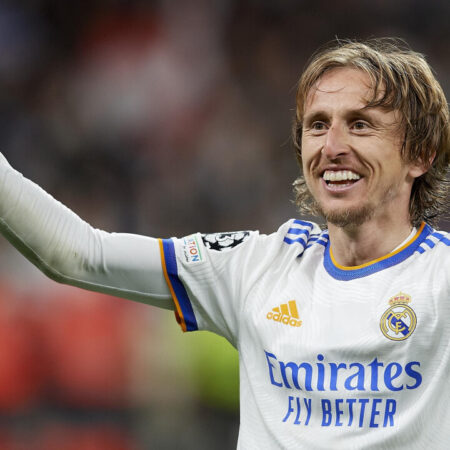 Modric más cerca del Milan; el club busca refuerzos veteranos y piensa en Retegui