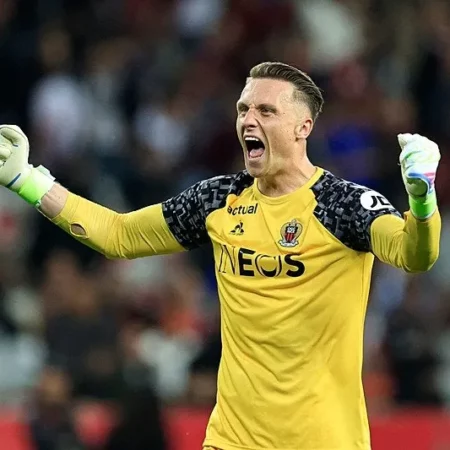 Sunderland Negocia Fichaje de Marcin Bulka por £18M, Según Sky Sports