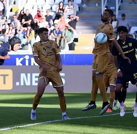 Parma Supera a Spezia en la Copa Italia por Penaltis Tras un Empate 2-2
