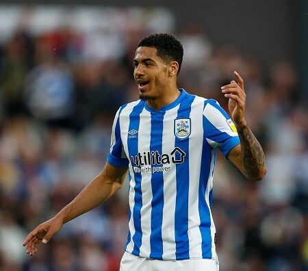 El papel indispensable de Huddersfield Town en la evolución de Levi Colwill hacia la élite del Chelsea