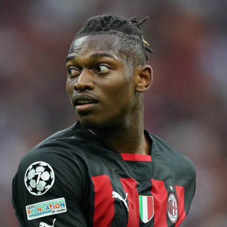 Milan, Leao en Crecimiento: el Delantero Portugués Apunta a la Titularidad contra la Juventus