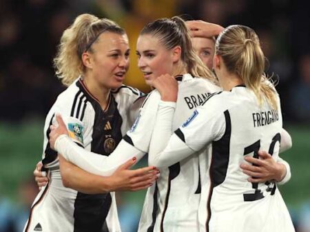 Frauen-Bundesliga: Multitud y polémica en el Nordderby, el Friburgo sorprende al Frankfurt