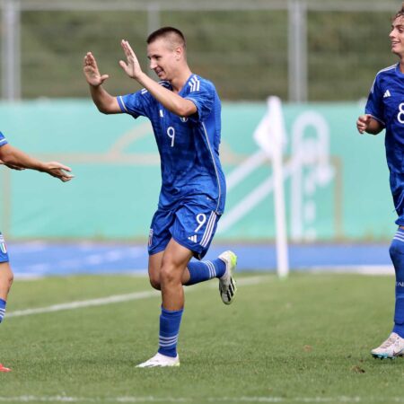 Italia Sub-21 de Baldini en gran forma, doblete de Camarda: «Ignoro incluso los elogios»