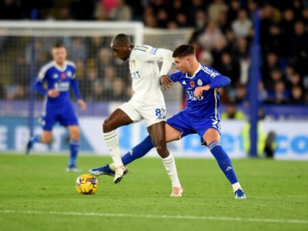Leicester City Apunta a Glen Kamara para Reforzar el Mediocampo en Enero