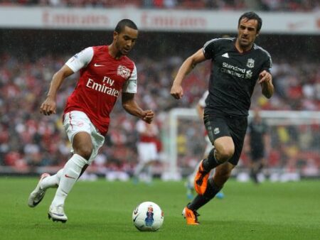 Ex-centrocampista del Liverpool Respalda al Arsenal para el Título de la Premier League Tras el Tropiezo de los Rojos