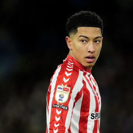 Jobe Bellingham Rechaza Oferta de Cesión del Manchester United