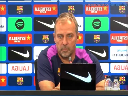 Hansi Flick frena a Laporta: «No es momento de hablar de una renovación»