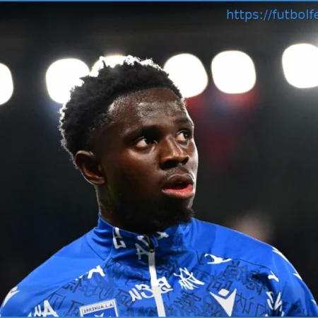 Marvin Senaya del AJ Auxerre Elige Representar a Ghana, Declinando a Togo