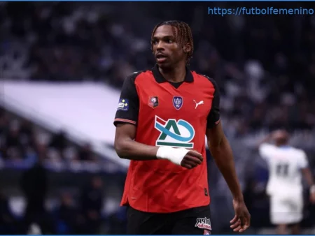 Jérémy Jacquet: Lesión de Hombro Retrasa 5 Meses su Llegada al Liverpool