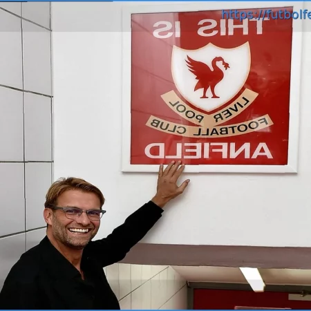 Leyendas del BVB en Anfield: Klopp, el rival inusual