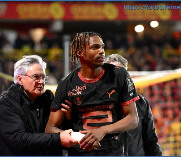 El defensa del Rennes, Jérémy Jacquet, operado con éxito de su lesión en el hombro izquierdo