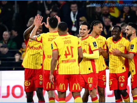 Lens jugará un amistoso contra Rouen para reemplazar su partido aplazado de Ligue 1 contra el PSG