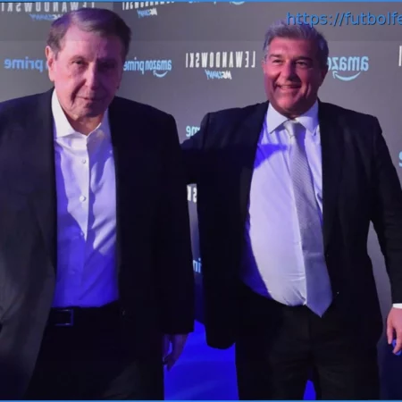 Joan Laporta sorprende: Fichar un delantero para el Barcelona «no es obligatorio»