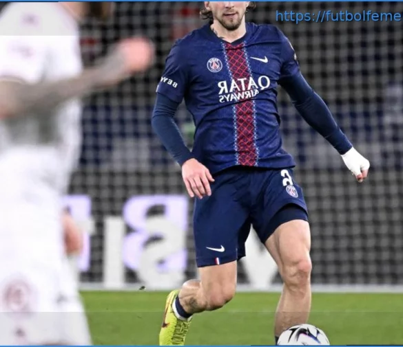 Illia Zabarnyi en el PSG: Más fuerte en los duelos, mejor posicionado, a gusto en su día a día. ¿Ha lanzado finalmente su aventura?