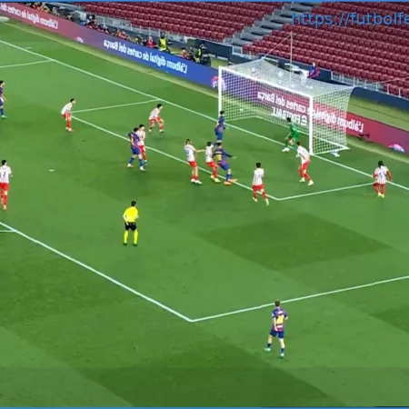 FC Barcelona Inicia Remontada con Goles de Marc Bernal y Raphinha Ante el Atlético de Madrid