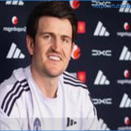 Maguire firma nuevo contrato de un año con el Manchester United