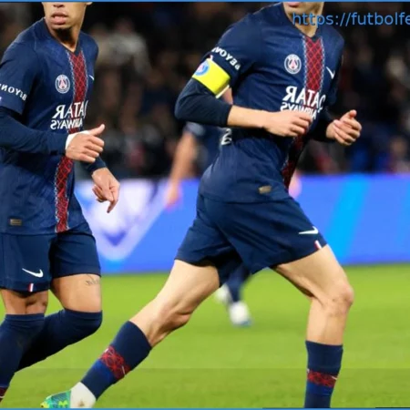 Achraf Hakimi, Celebrado por su Partido 200 con el PSG, Pide Bromeando «un Nuevo Contrato»