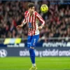 Giménez en Duda para el Choque contra el Barcelona: El Atlético de Madrid Lidia con Preocupaciones por Lesiones