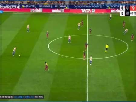 Atlético de Madrid Abre el Marcador, Rashford Empata Rápidamente para Barcelona