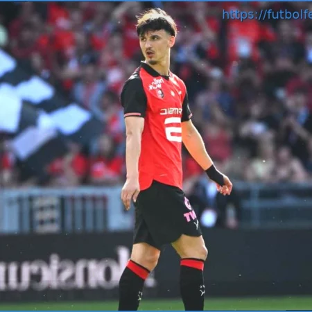 Estéban Lepaul: Interés de Como, Atlético y Benfica, con Rennes como opción principal