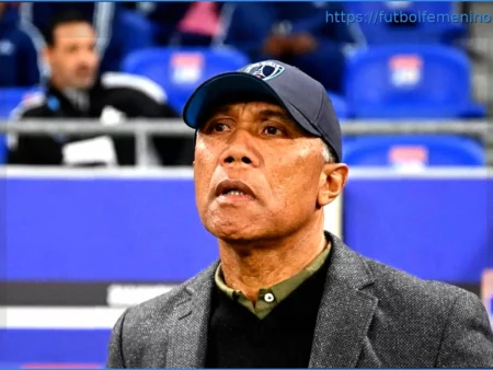 Alors que le flou règne autour de son avenir, Antoine Kombouaré annonce sa présence pour la rentrée du Paris FC : « Je serai à la reprise mercredi »