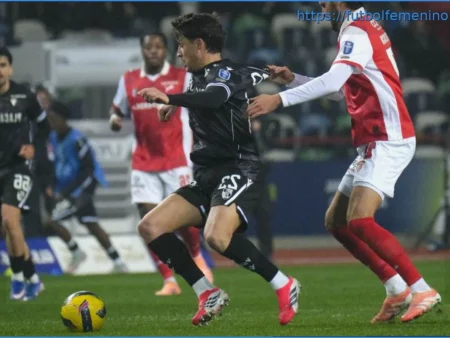 Mercato : Diogo Sousa, le milieu portugais de Guimaraes, s’engage officiellement avec Strasbourg jusqu’en 2031