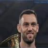 De Vrij: Futuro all’Inter Incerto a Causa di un Fattore Chiave