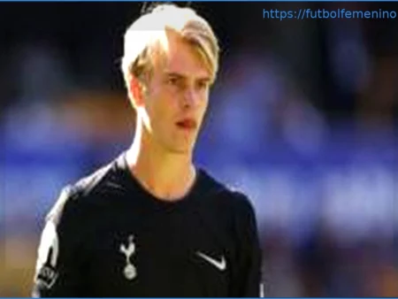 Lucas Bergvall: El Centrocampista del Tottenham Explora Opciones Fuera del Club